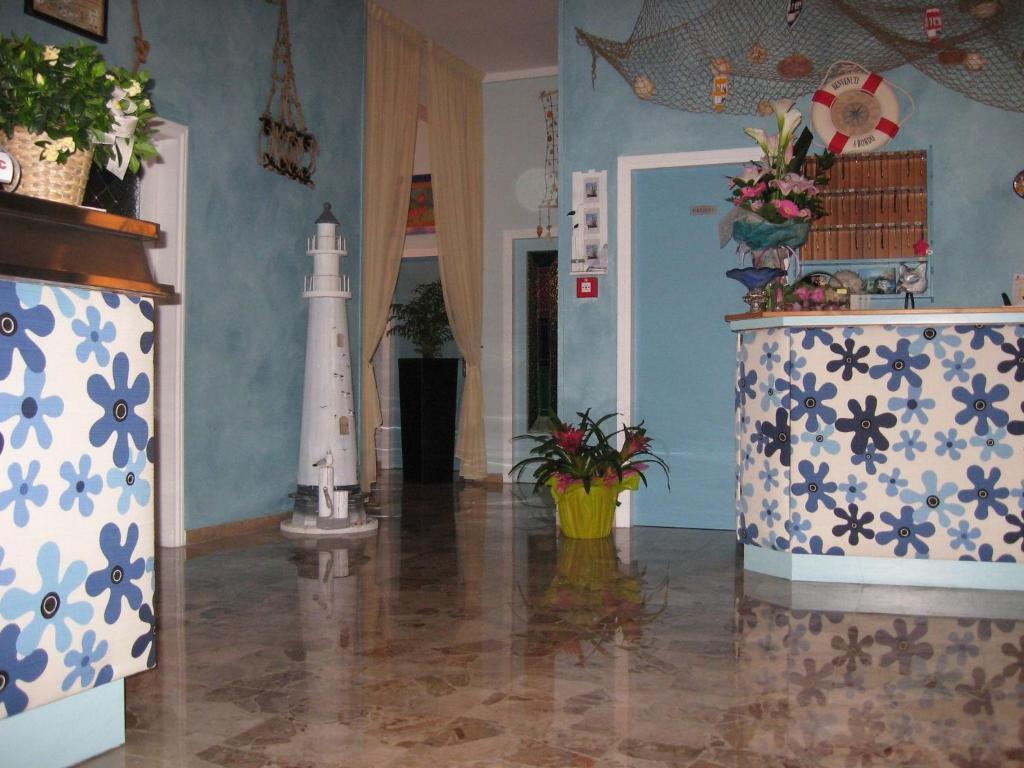 Hotel Lorenz Caorle Bagian luar foto