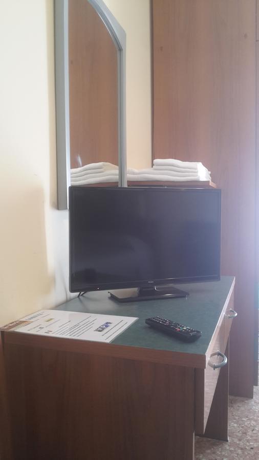 Hotel Lorenz Caorle Bagian luar foto